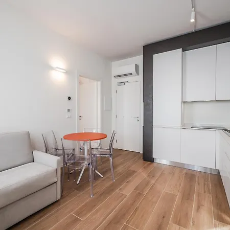 Elf 아파트호텔 이몰라