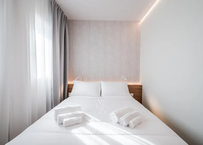 Elf 公寓式酒店 伊莫拉